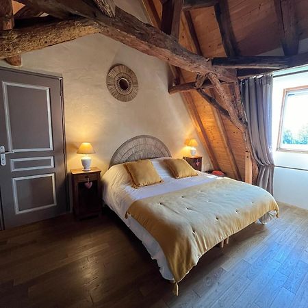 Chambre D'Hotes La Ferme De La Croix. Saint-Avit-Sénieur Екстериор снимка