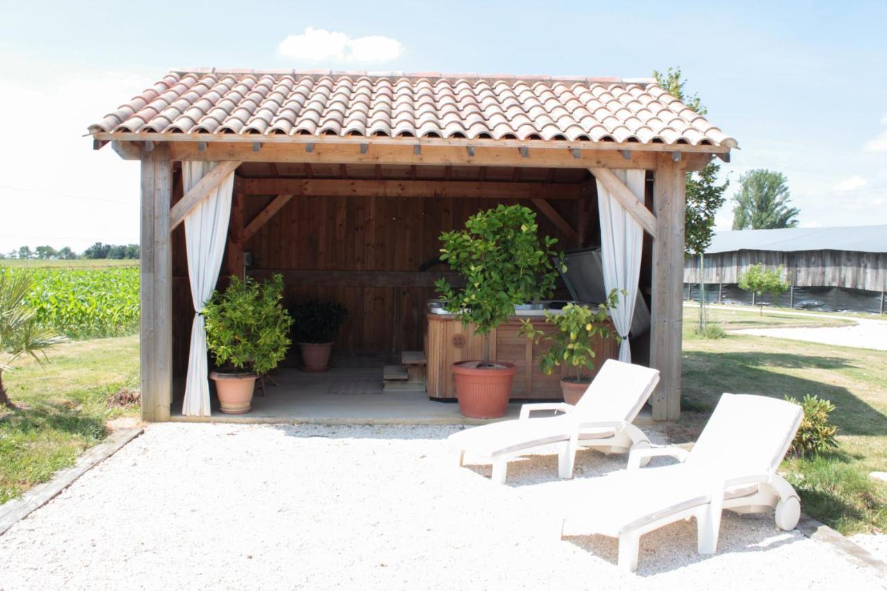 Chambre D'Hotes La Ferme De La Croix. Saint-Avit-Sénieur Екстериор снимка