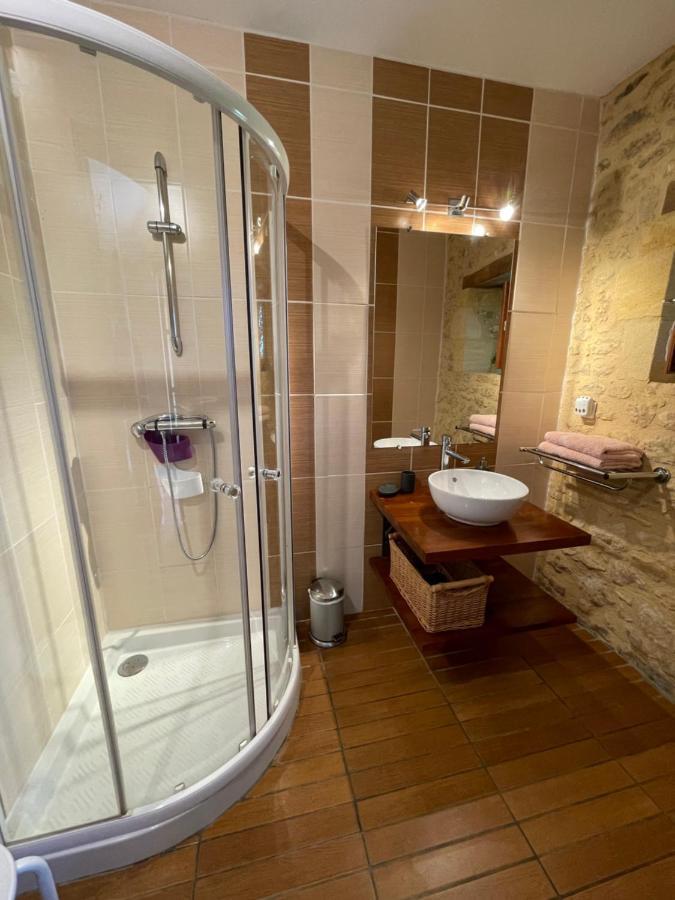 Chambre D'Hotes La Ferme De La Croix. Saint-Avit-Sénieur Екстериор снимка
